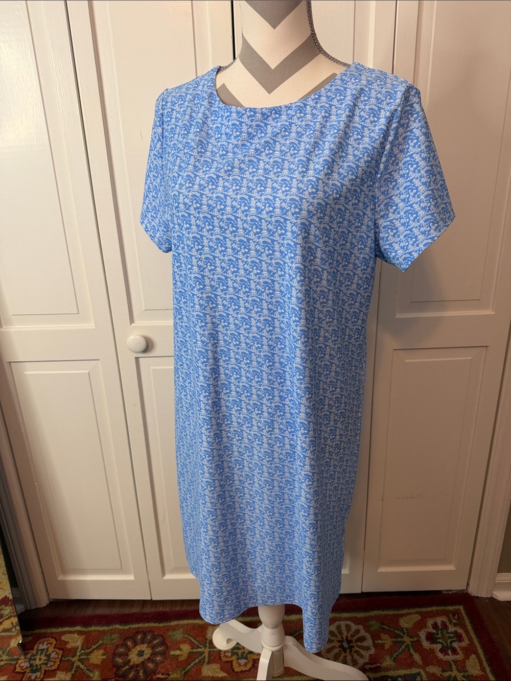 Jude Connally Blue Short-Sleeve Shift Dress - Classic Everyday Style
